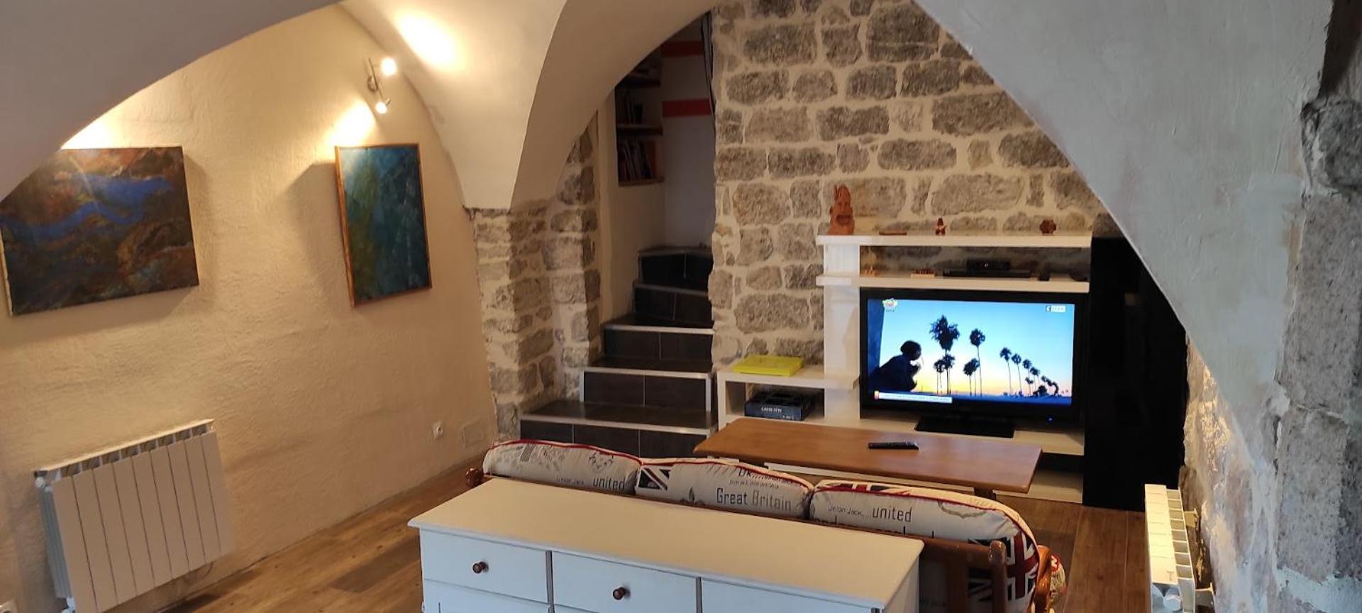 Maison Pierre Et Voute Au Coeur Du Village Balazuc Bagian luar foto