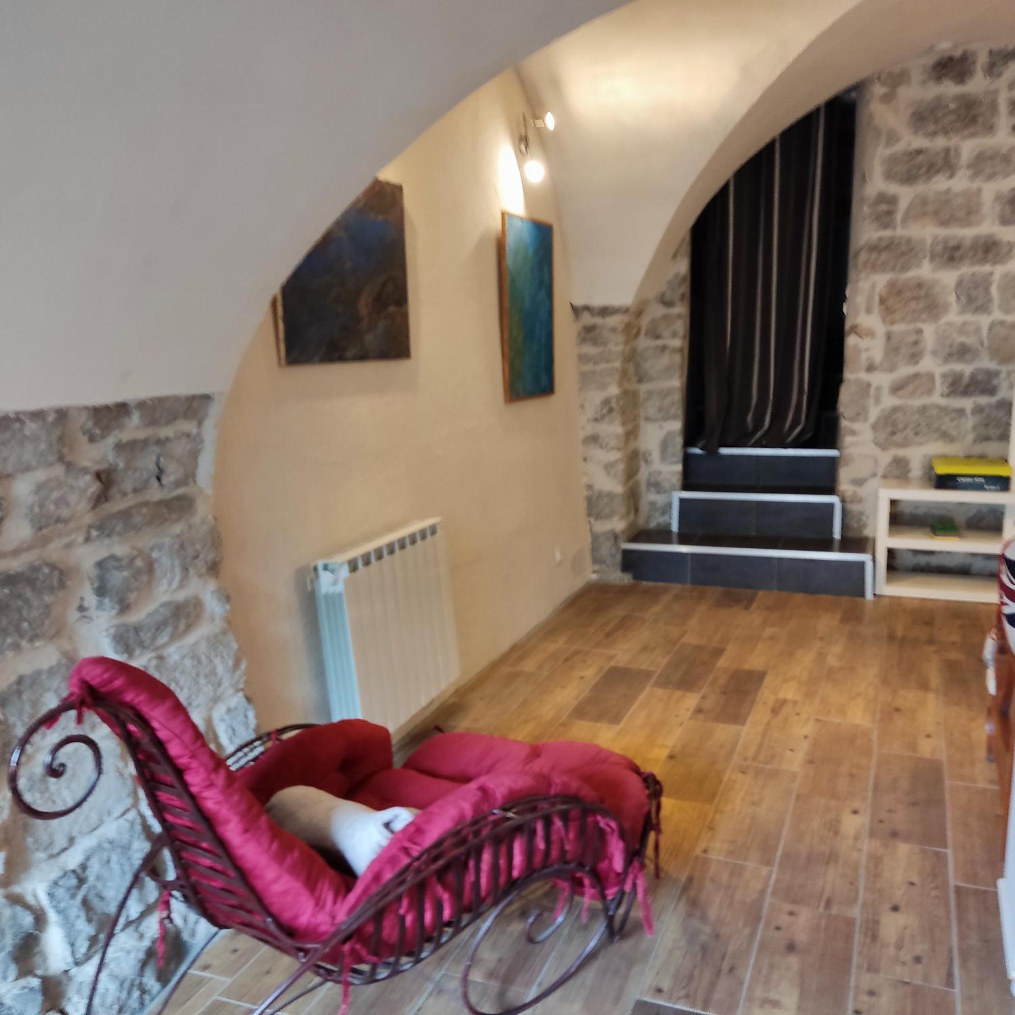 Maison Pierre Et Voute Au Coeur Du Village Balazuc Bagian luar foto